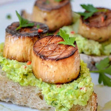 Load image into Gallery viewer, Nature’s Charm - Vegan Scallops 425g
